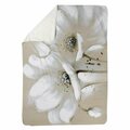 Begin Home Decor 60 x 80 in. White Abstract Wild Flowers-Sherpa Fleece Blanket 5545-6080-FL26
